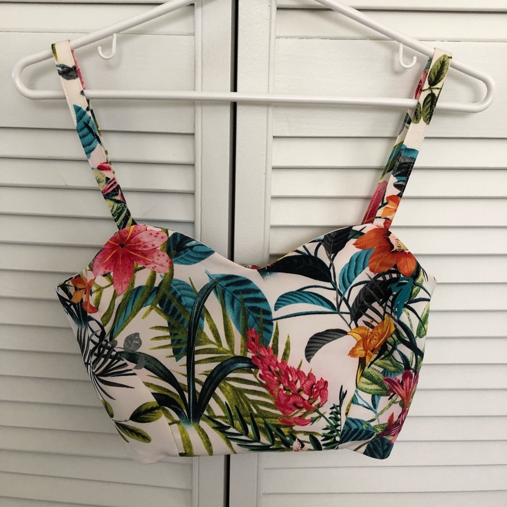 WAYF Bralette Top in Tropical Print